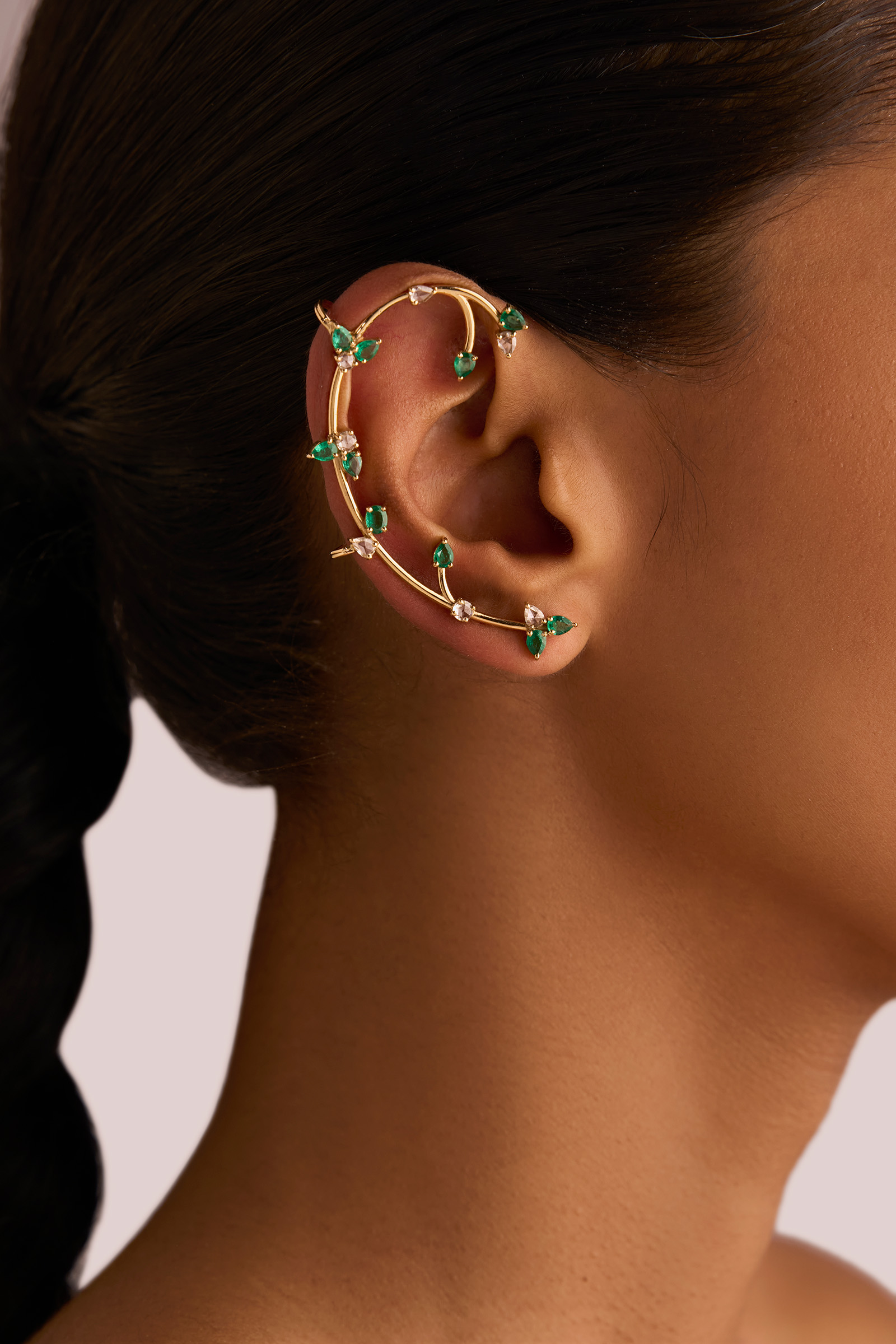 Gemfields Model The Line x Gemfields Emerald Kaanphool - Gemfields